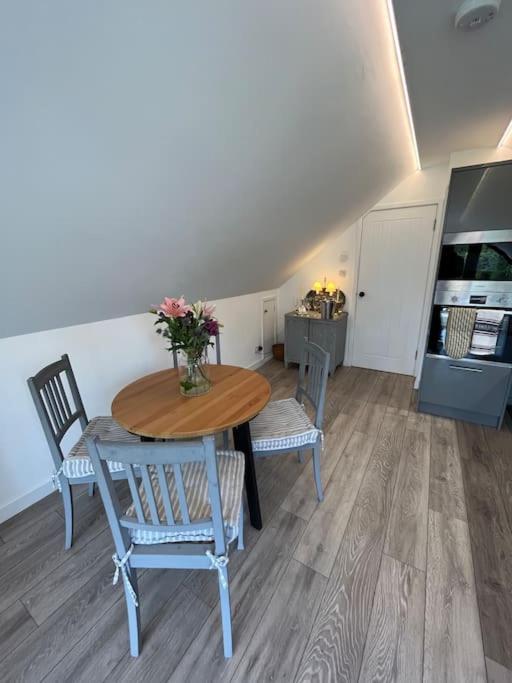 펫워스 The Stable, Grove End Farm 아파트 외부 사진